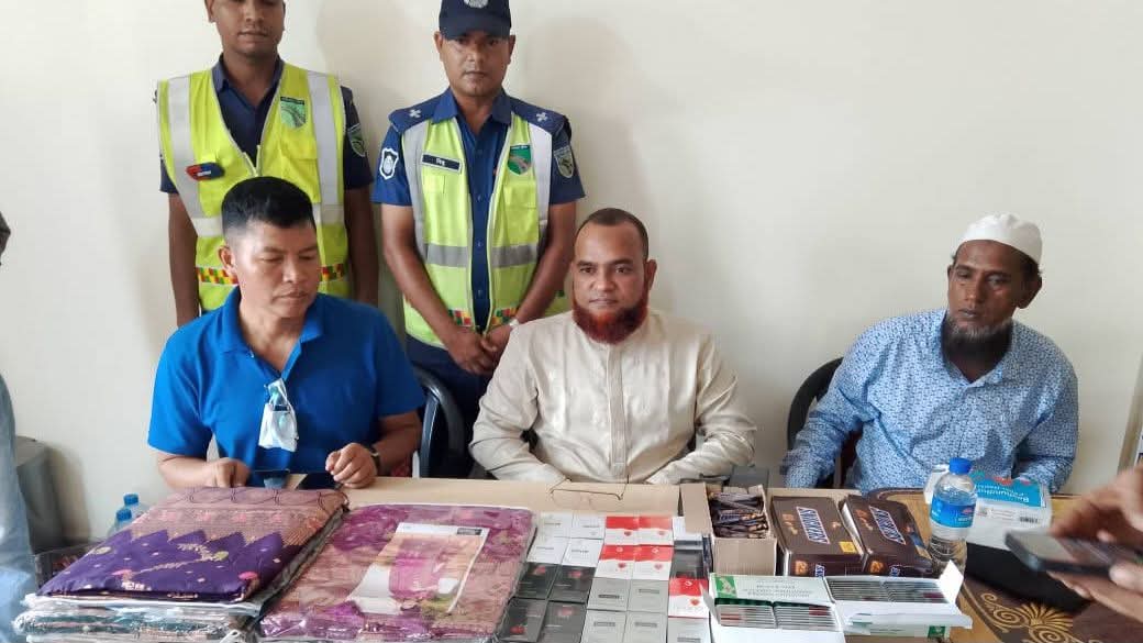 শায়েস্তাগঞ্জ হাইওয়ে থানা পুলিশের অভিযানে বিপুল পরিমাণ ভারতীয় পণ্য আটক।